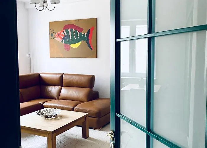 Carla Comfort With 2 Bathrooms