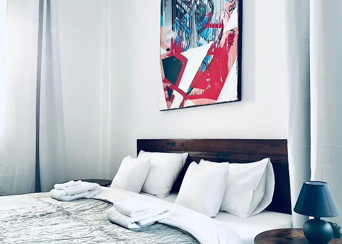 Апартаменты Carla Comfort With 2 Bathrooms *