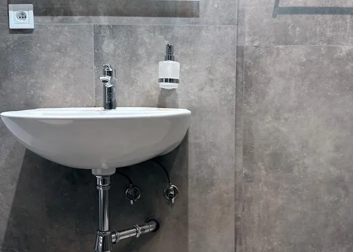 Апартаменты Carla Comfort With 2 Bathrooms *